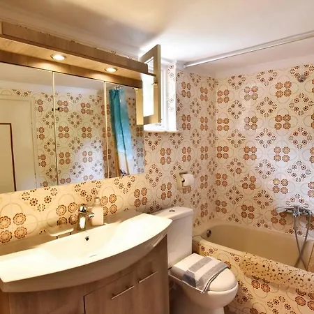 Semesterbostad Xenophon House *