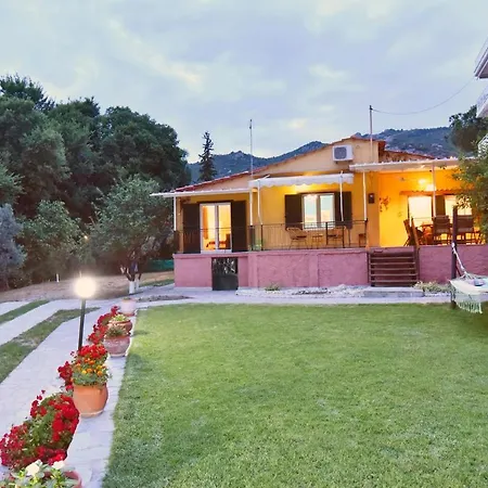 Сasa de vacaciones Xenophon House